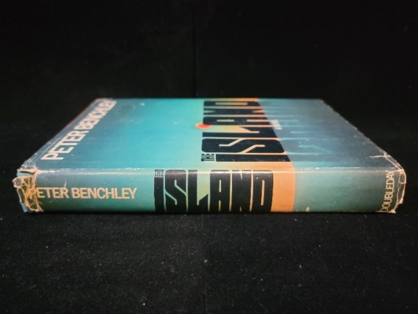 The Island by Peter Benchley 1979 First Edition Hardcover