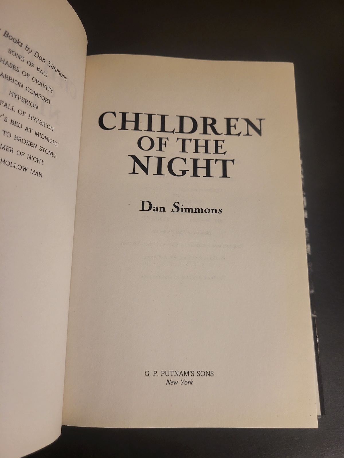 Children of the Night by Dan Simmons 1992 First Printing SIGNED in Plastic Cover