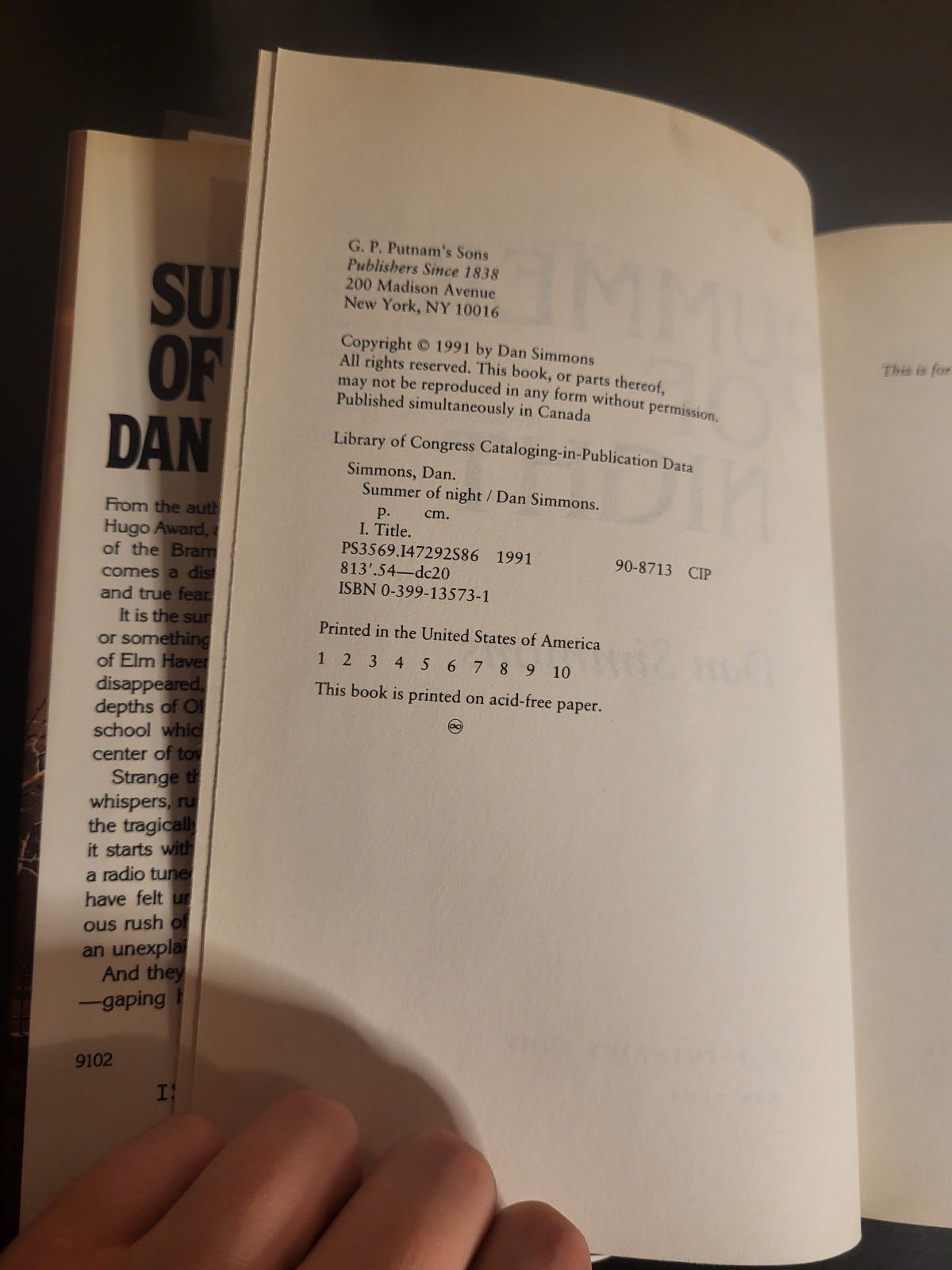 Summer of Night by Dan Simmons 1st Printing Horror Hardcover Putnam 1991