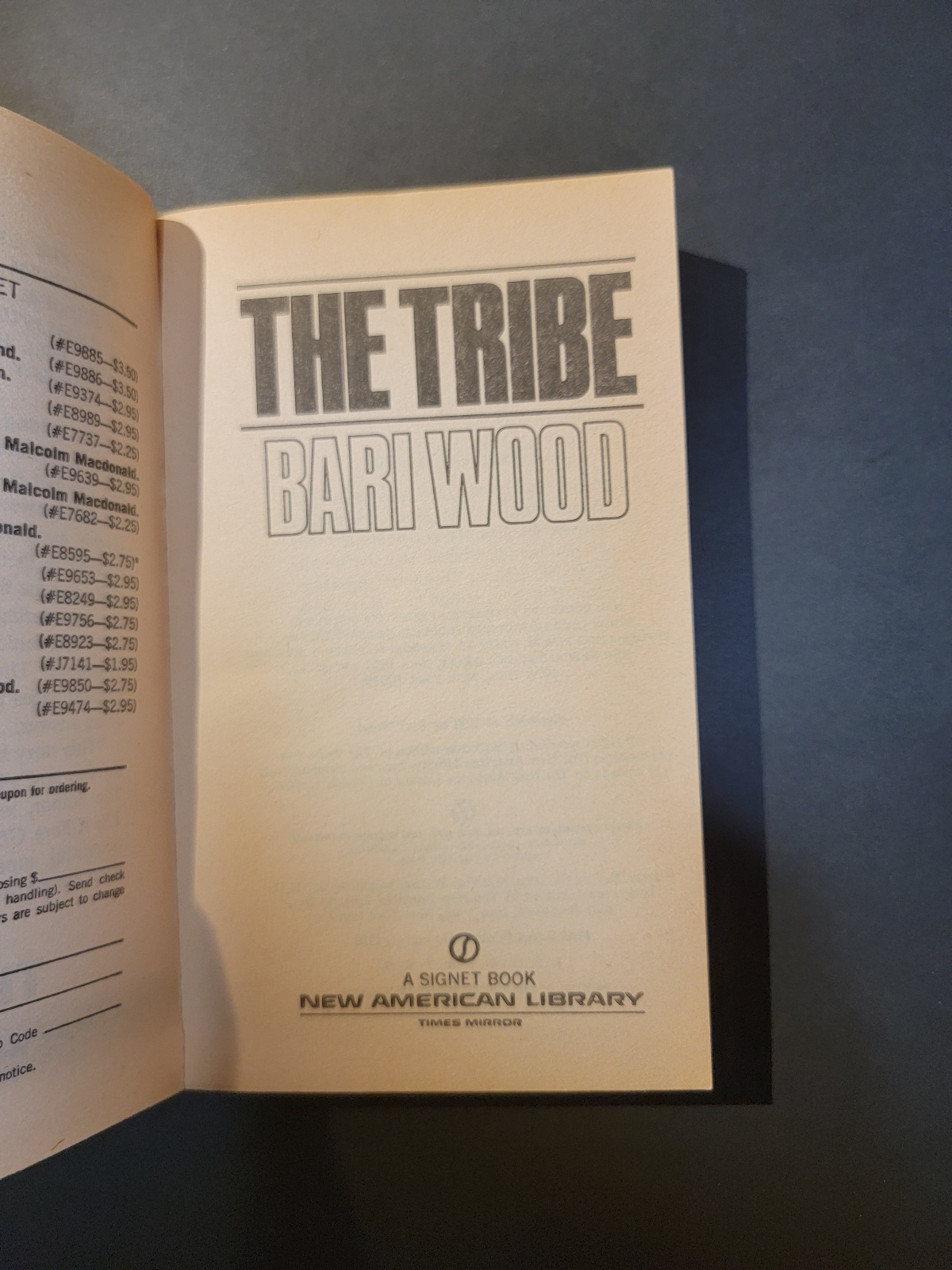 The Tribe by Bari Wood 1981 Signet Horror Paperback 1st Printing