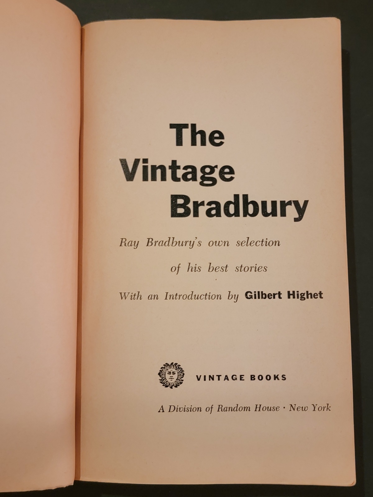 The Vintage Bradbury V-294 Intro by Gilbert Highet 1965