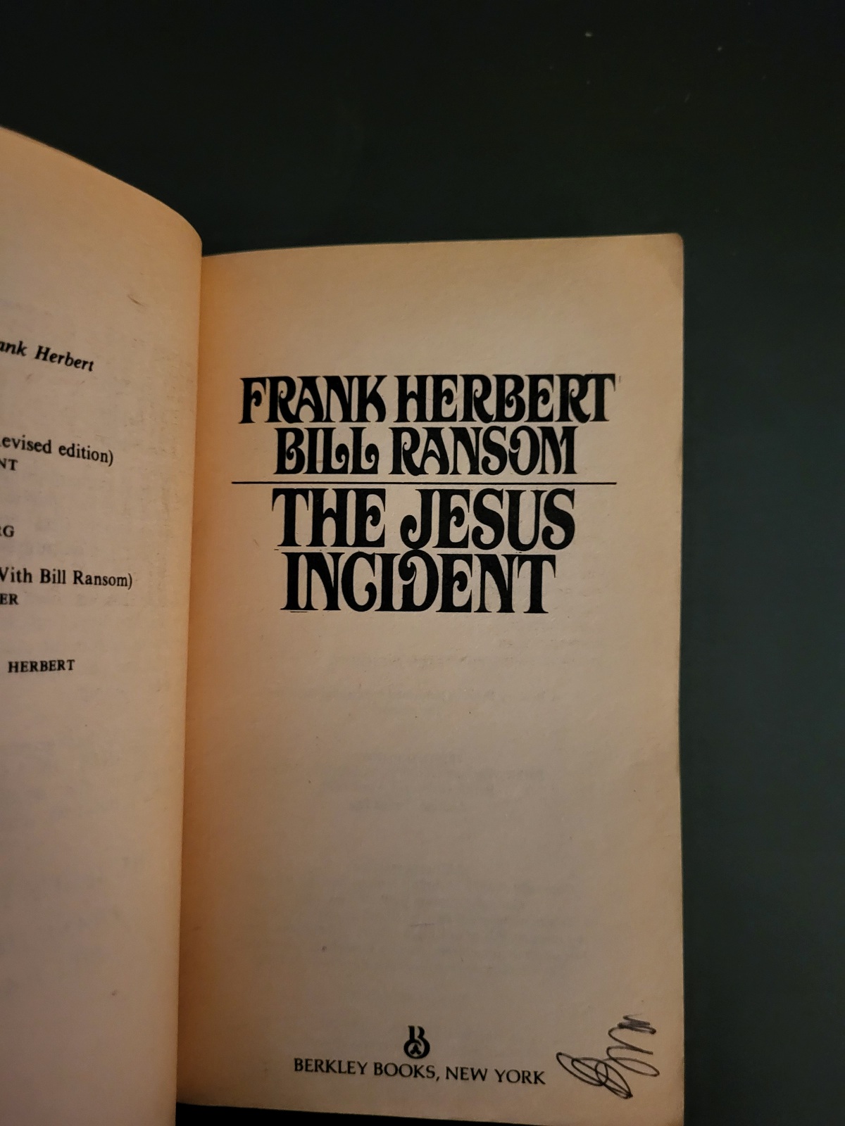 The Jesus Incident by Frank Herbert & Bill Ransom 1980 Berkley Paperback