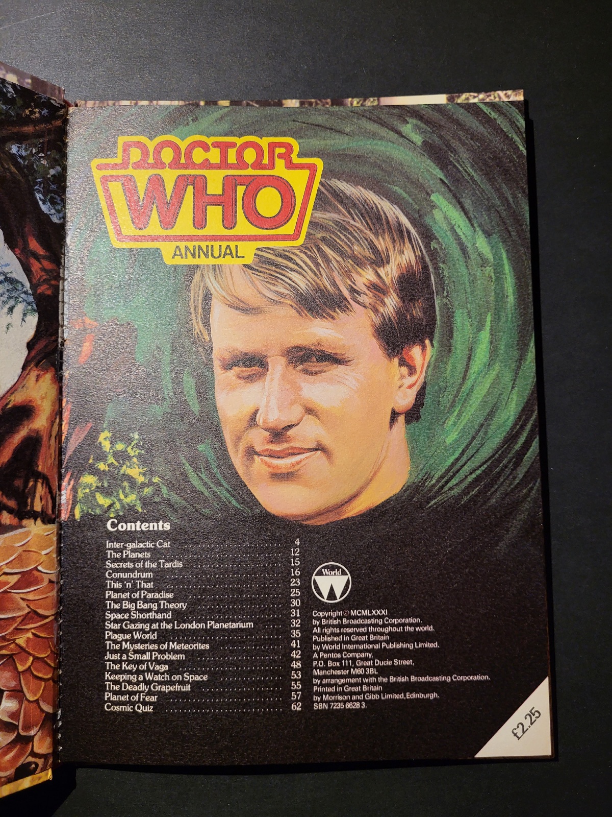 BBC TV Doctor Who Annual 1982 Tom Baker & Peter Davison Hardcover