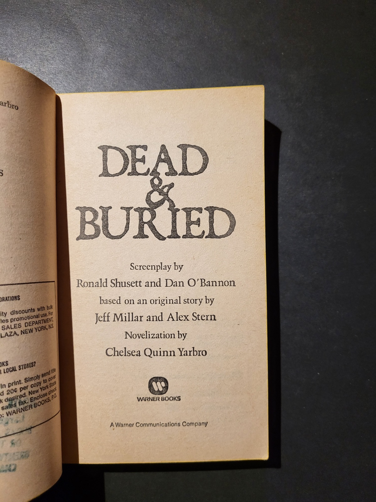 Dead & Buried by Chelsea Quinn Yarbro Warner Books 1980 Paperbacks from Hell