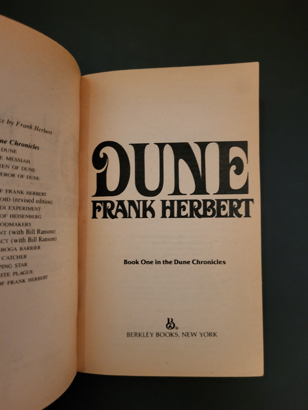 Dune by Frank Herbert Movie-Tie in David Lynch 1984 Berkley Paperback