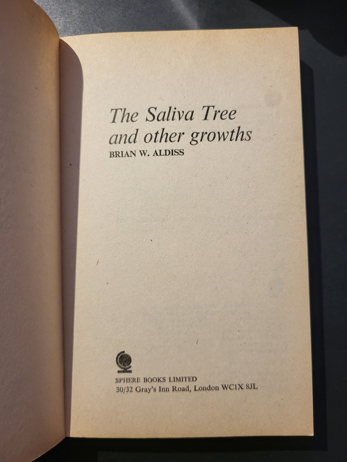 The Saliva Tree by Brian Aldiss Sphere Paperback