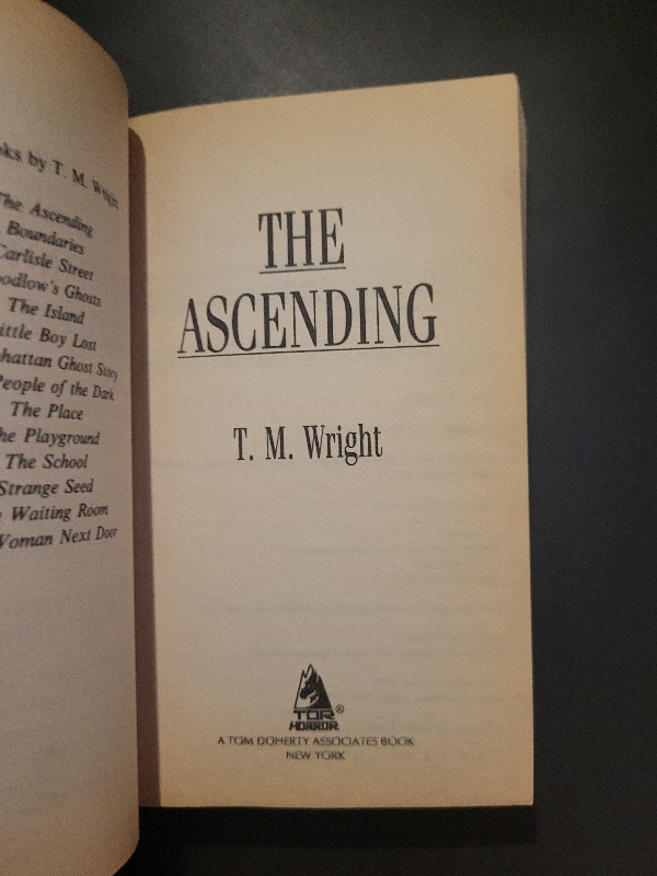 The Ascending by T. M. Wright Tor Horror 1995 Paperback