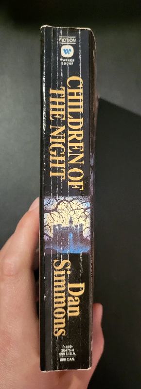 Children of the Night by Dan Simmons 1993 Warner Books Horror Paperback