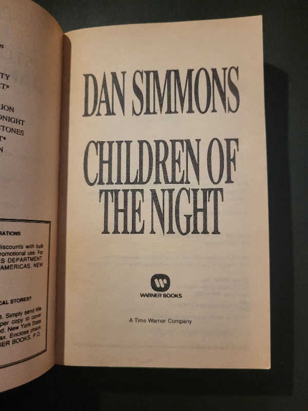 Children of the Night by Dan Simmons 1993 Warner Books Horror Paperback