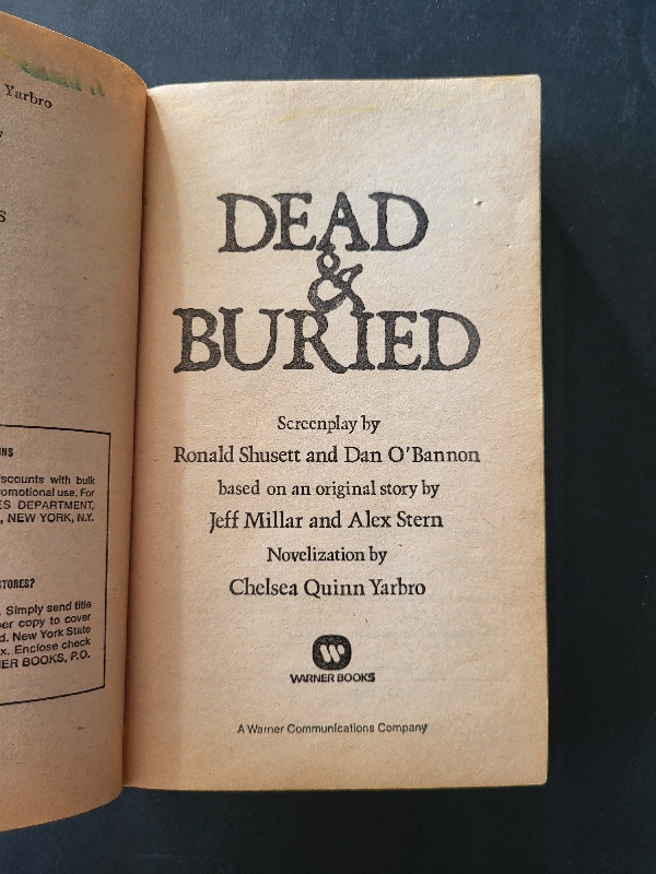 Dead & Buried by Chelsea Quinn Yarbro 1980 Warner Books Novelization Horror Paperback