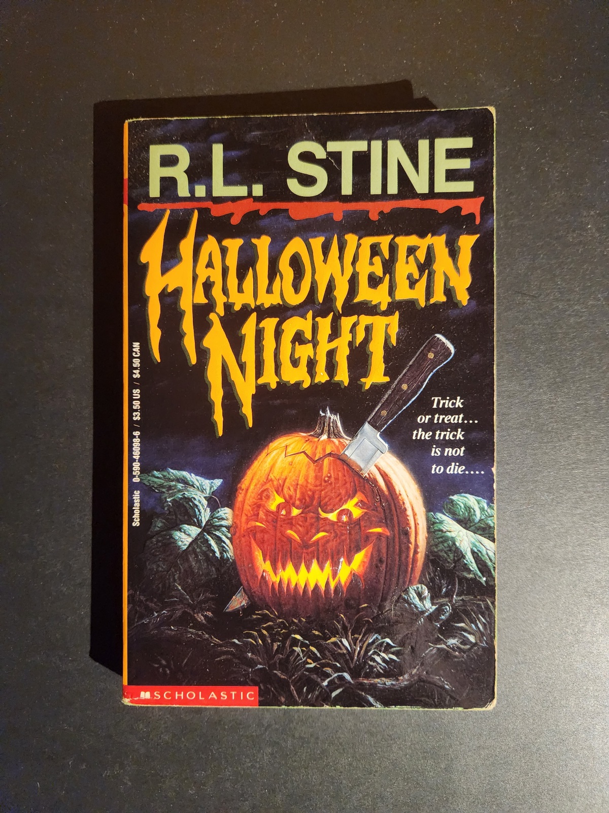 Halloween Night by R. L. Stine 1993 Scholastic YA Horror