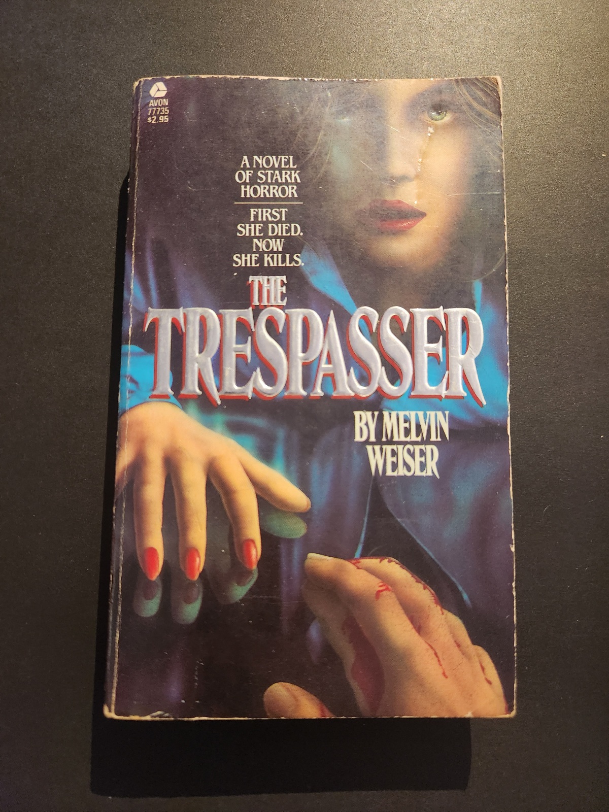 The Trespasser by Melvin Weiser 1981 Avon Horror Paperback