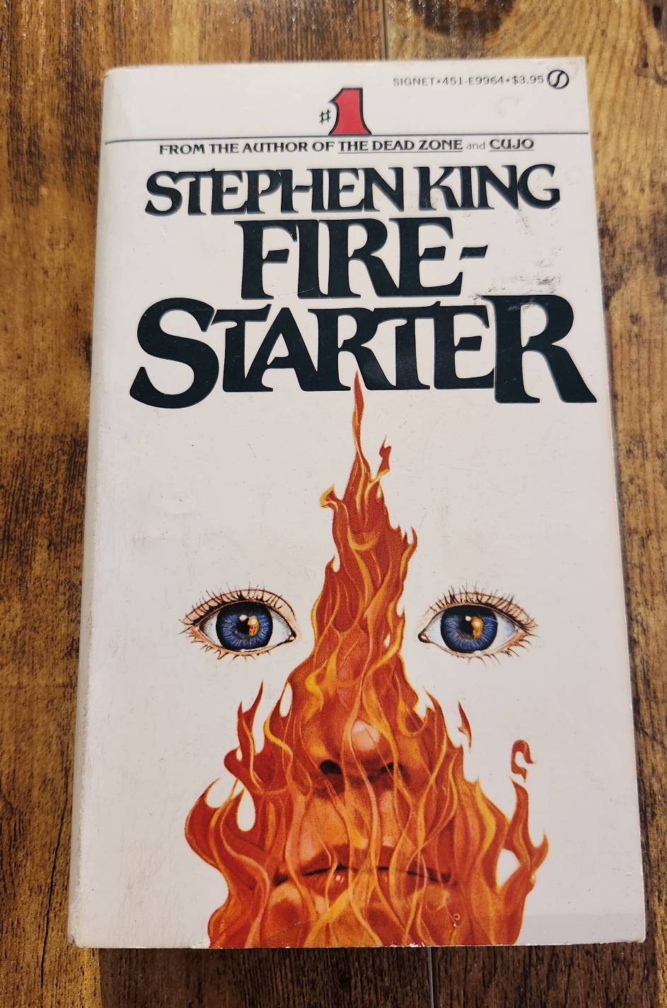 Firestarter by Stephen King White Cover 1981 Signet Trade Paperback