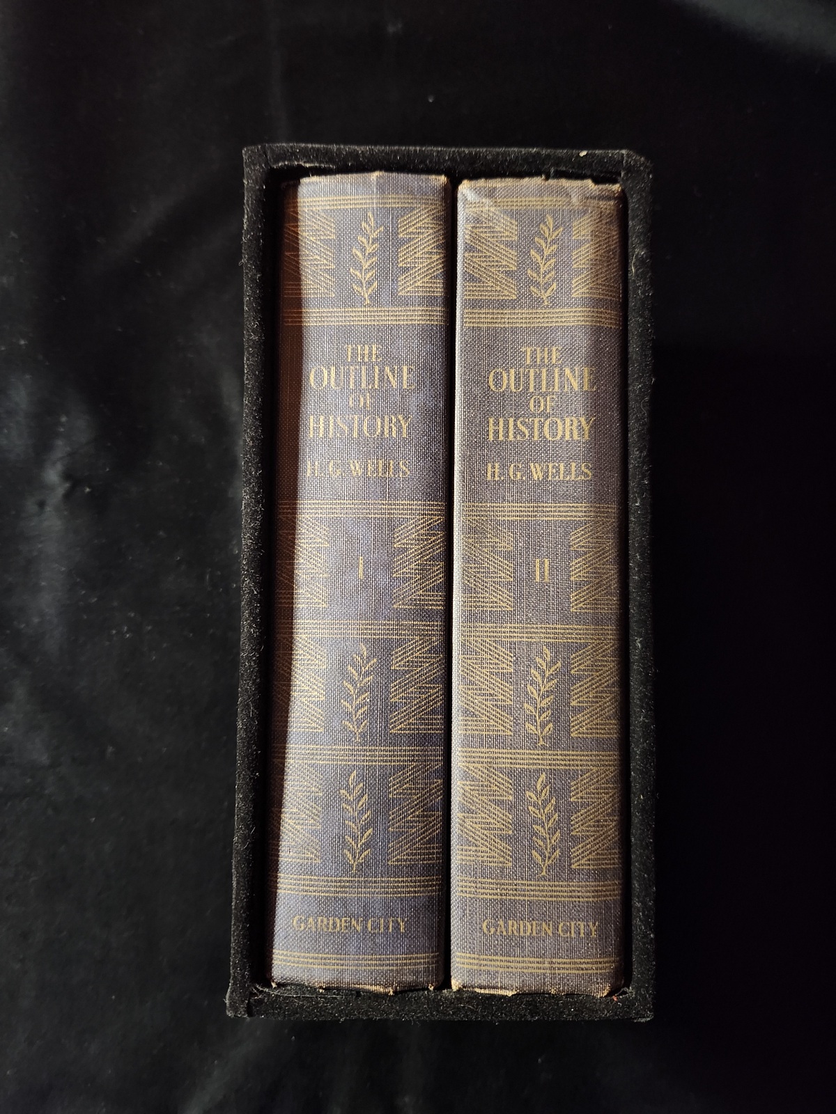 The Outline of History by H.G. Wells in Slipcase 1940 Doubleday